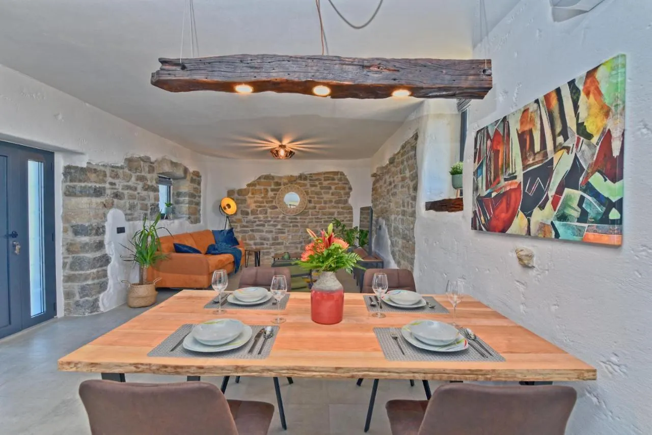 Holiday home Villa Marusici 2140
