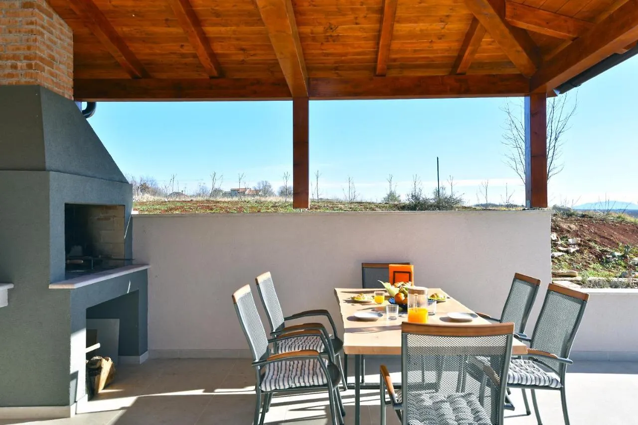 Holiday home Villa Marusici 2140