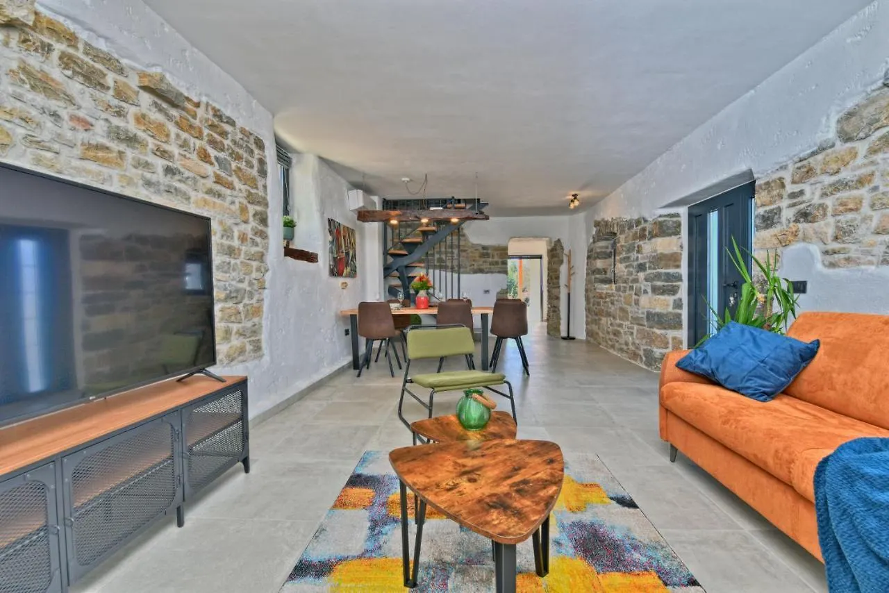 Villa Marusici 2140 Holiday home Marusici (Istria)