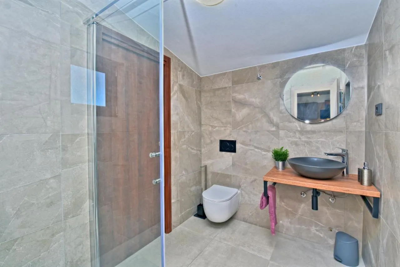 Holiday home Villa Marusici 2140